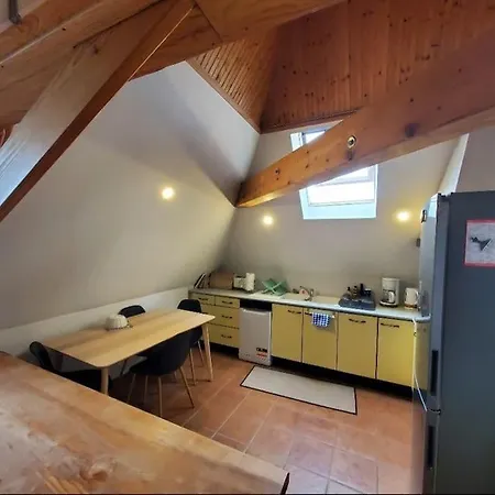 Charme & Confort, Dernier Etage Au 2eme