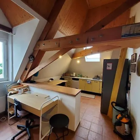 Charme & Confort, Dernier Etage Au 2eme *